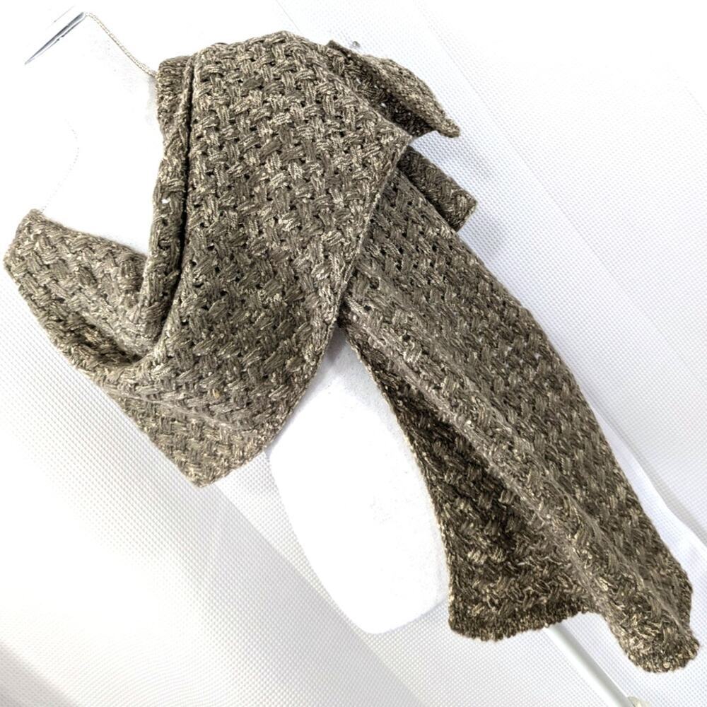 CHARLOTTE RUSSE! BASKET WEAVE, MARKED GRAY GREEN, AND CREAM LONG SCARF!